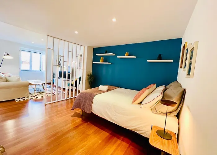 The Star Of Sao Bento Lisboa